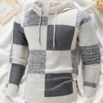 A Stylish Knitted Hoodie for Men, Featuring a Solid Color with a Color-Blocked Plaid Pattern, Perfect for Autumn And Winter. This Trendy Pullover Is Both Fashionable And Versatile for Casual Wear