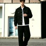Men'S Black Denim Two-Piece Set, Loose-Fitting Drop Shoulder Washed Denim Jacket, Wide-Leg Straight-Leg Jeans Set, American High Street Retro Distressed All-Black Slimming Versatile Casual Set, Autumn And Winter Commute Trendy Cool Outfit